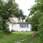 Friesenhaus Amrum Friesenhaushaelfte *kloenschnack* Prázdninový dům *