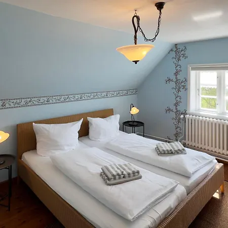 Dom wakacyjny Friesenhaus Amrum Friesenhaushaelfte *kloenschnack*