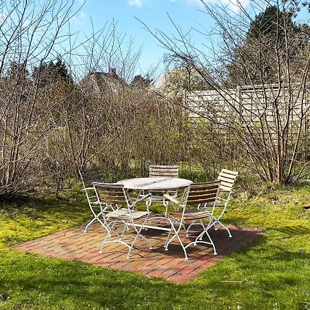 Friesenhaus Amrum Friesenhaushaelfte *kloenschnack*